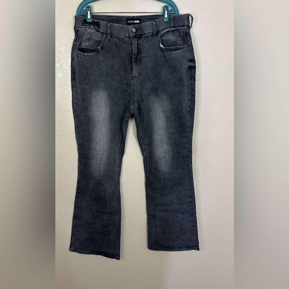 Fashion Nova Dark Gray Straight Leg Jeans